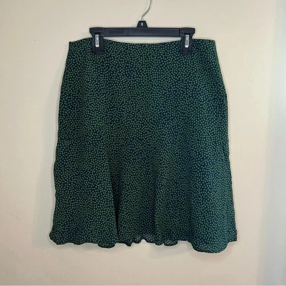 NEW BODEN Virginia Green and Navy Cluster Spot Skirt Size 4 - Picture 2 of 8